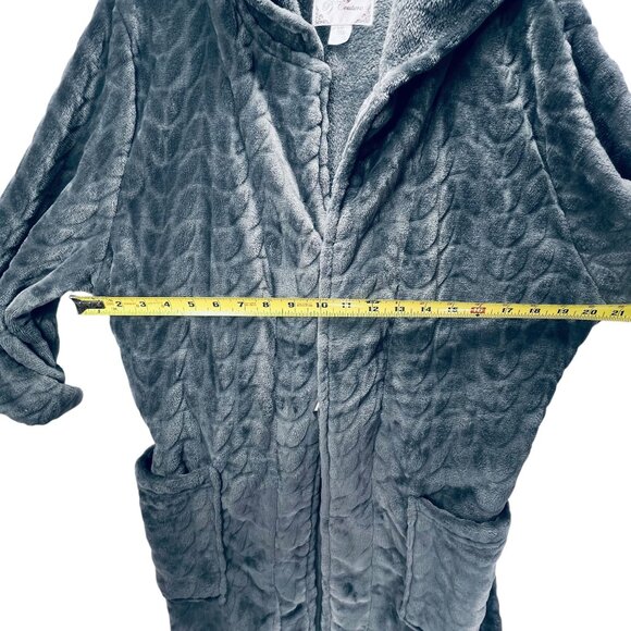 PJ Couture Hooded Plush Robe Belt Tie Quilted L/XL Gray Sleepware Pockets - Picture 13 of 13